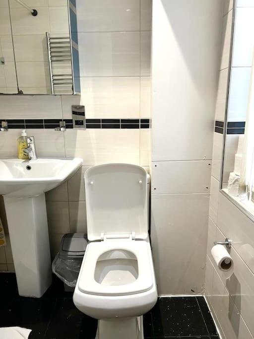 Comfortable Studio Flat Near Central Londra Dış mekan fotoğraf